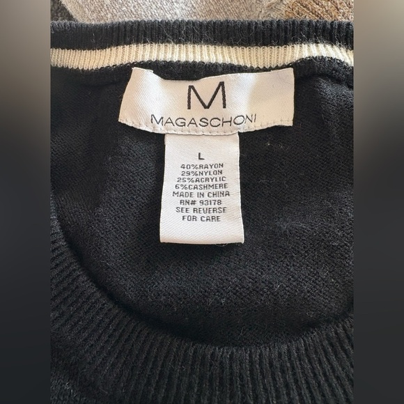 Magaschoni Black and White Star Knit Sweater cashmere blend size large womens - Picture 2 of 3